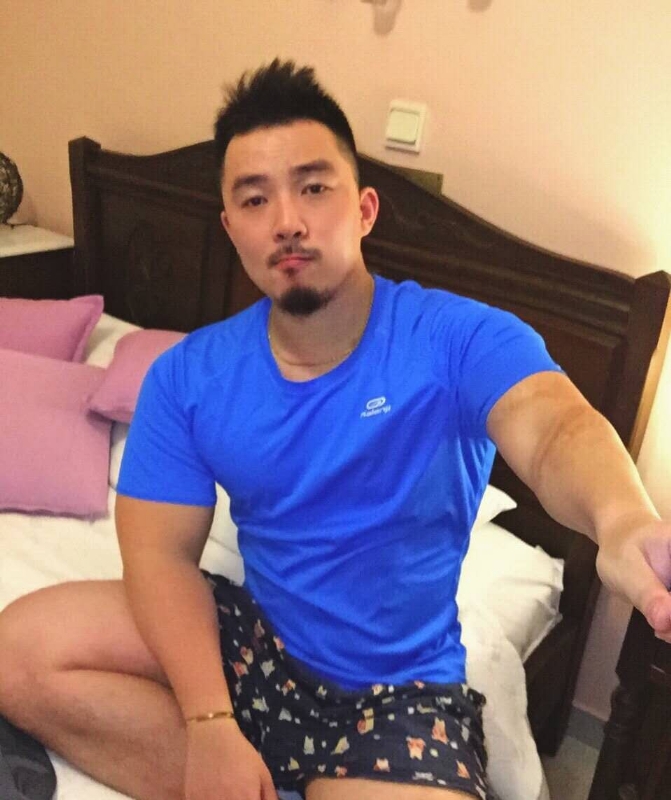 上下一条龙的第一张照片--海口闪婚服务中心