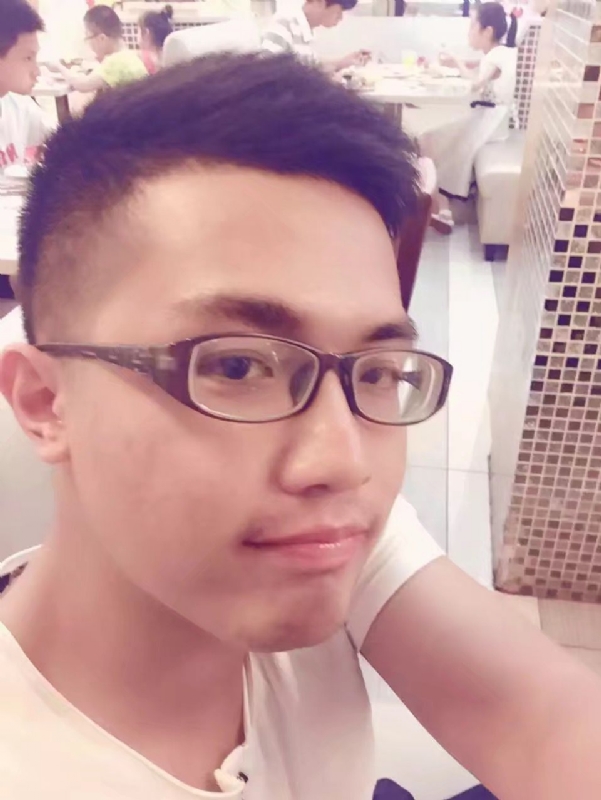 文哥的第一张照片--海口闪婚服务中心